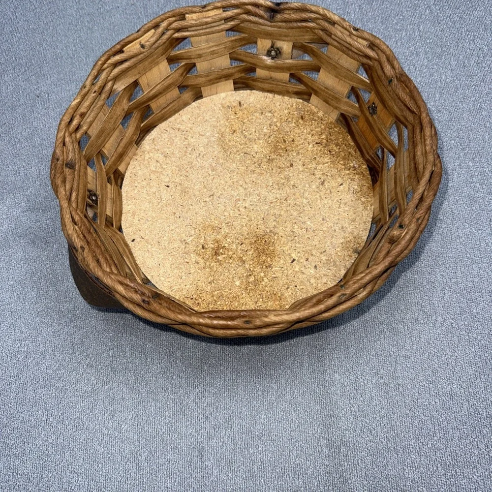 Vtg Pyrex Wicker Basket Leather Handles for 2-quart Casserole Dish 024.624.684